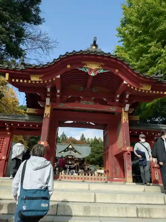 秩父神社の山門・神門