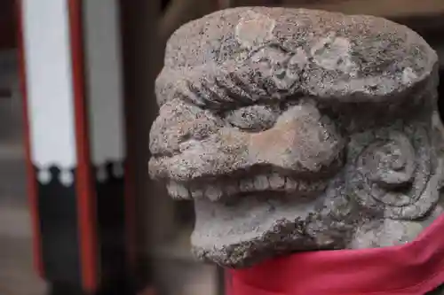 三峯神社の狛犬