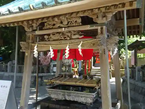 海南神社の手水舎