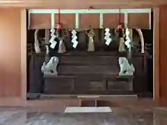 神明社の本殿