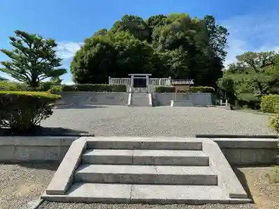天武天皇・持統天皇陵（檜隈大内陵）(奈良県)