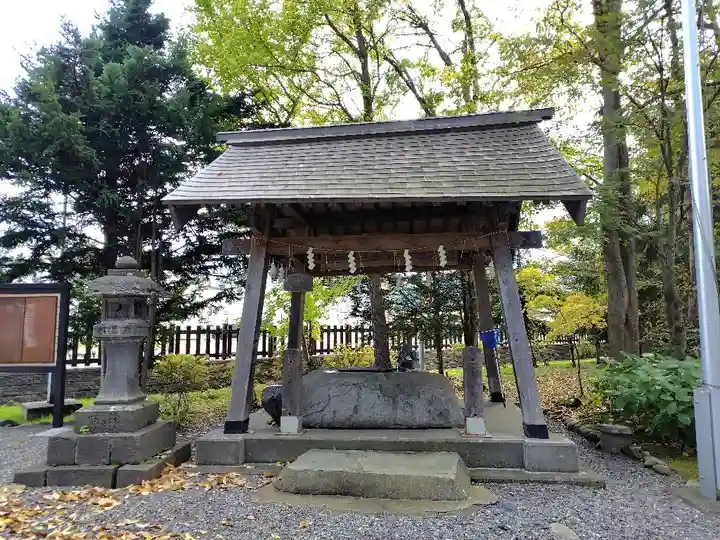 和寒神社の手水舎