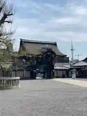 本願寺（西本願寺）の山門