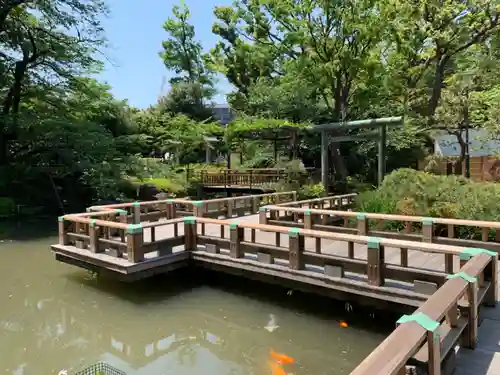 東郷神社の庭園