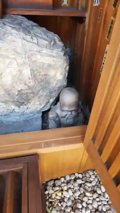 真源寺(入谷鬼子母神)の像