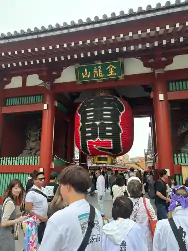 浅草寺の山門・神門