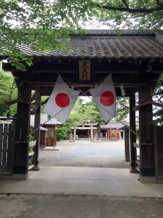 八雲神社の山門・神門