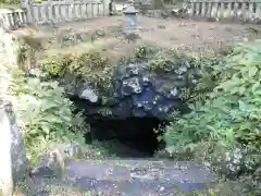 人穴浅間神社の建物その他