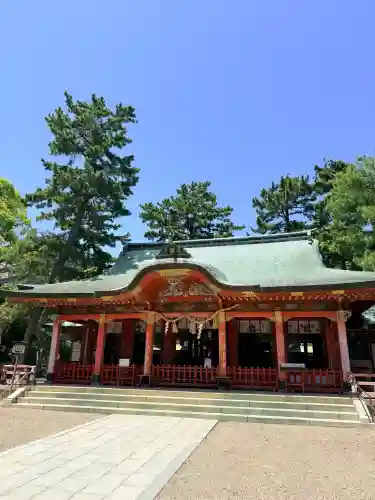 長田神社の{uncategorized: "未分類", other: "その他", undefined: "問題あり", building: "その他建物", grave: "お墓", sacred_gate: "鳥居", guardian: "狛犬", statue: "像", buddha: "仏像", history: "歴史", nature: "自然", garden: "庭園", animal: "動物", pagoda: "塔", temizu: "手水舎", mountain_gate: "山門・神門", sanctuary: "本殿・本堂", subordinate: "末社・摂社", art: "芸術", scenery: "景色", jizo: "地蔵", ema: "絵馬", goshuin: "御朱印", omikuji: "おみくじ", items: "授与品その他", amulet: "お守り", goshuincho: "御朱印帳", eats: "食事", festival: "お祭り", votive_dance: "神楽", shichigosan: "七五三参", wedding: "結婚式", experience: "体験その他", initially: "初詣", around: "周辺", anti_infection: "感染症対策"}