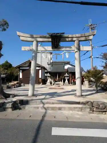 福太夫神社の{uncategorized: "未分類", other: "その他", undefined: "問題あり", building: "その他建物", grave: "お墓", sacred_gate: "鳥居", guardian: "狛犬", statue: "像", buddha: "仏像", history: "歴史", nature: "自然", garden: "庭園", animal: "動物", pagoda: "塔", temizu: "手水舎", mountain_gate: "山門・神門", sanctuary: "本殿・本堂", subordinate: "末社・摂社", art: "芸術", scenery: "景色", jizo: "地蔵", ema: "絵馬", goshuin: "御朱印", omikuji: "おみくじ", items: "授与品その他", amulet: "お守り", goshuincho: "御朱印帳", eats: "食事", festival: "お祭り", votive_dance: "神楽", shichigosan: "七五三参", wedding: "結婚式", experience: "体験その他", initially: "初詣", around: "周辺", anti_infection: "感染症対策"}