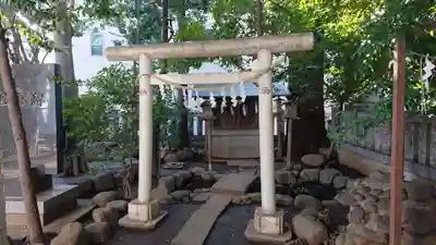 神明氷川神社の末社・摂社
