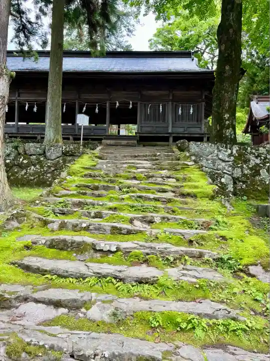 諏訪大社上社前宮(長野県)
