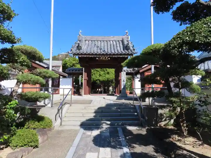 善徳寺の山門・神門