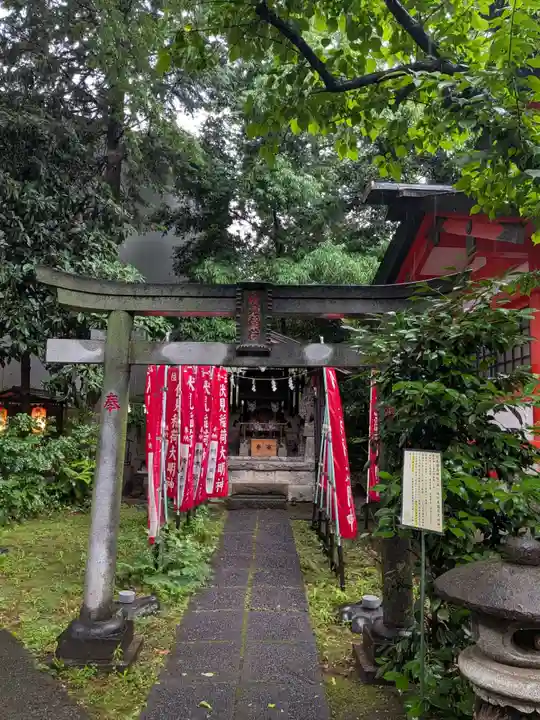 くまくま神社(導きの社 熊野町熊野神社)(東京都)