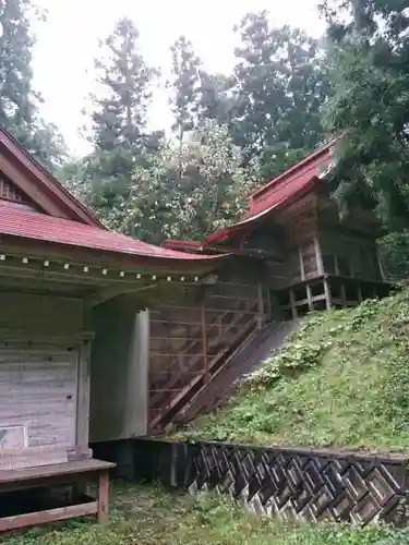 玉崎駒形神社の本殿