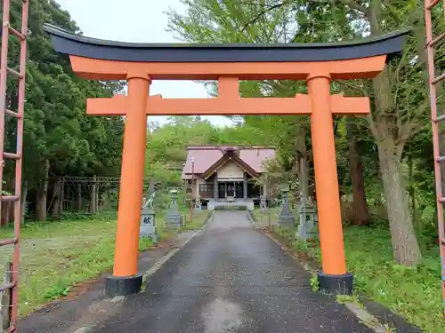 尾札部稲荷神社の鳥居