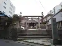 諏訪神社の鳥居