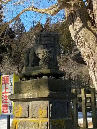 新宮熊野神社の狛犬