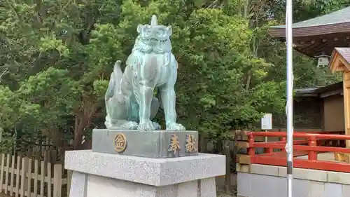 根室金刀比羅神社の狛犬