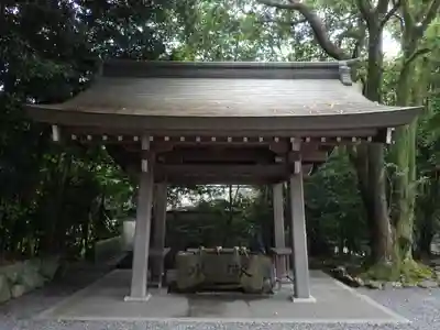 氷上姉子神社(熱田神宮摂社)の手水舎