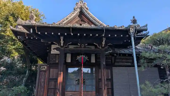 経王寺の{uncategorized: "未分類", other: "その他", undefined: "問題あり", building: "その他建物", grave: "お墓", sacred_gate: "鳥居", guardian: "狛犬", statue: "像", buddha: "仏像", history: "歴史", nature: "自然", garden: "庭園", animal: "動物", pagoda: "塔", temizu: "手水舎", mountain_gate: "山門・神門", sanctuary: "本殿・本堂", subordinate: "末社・摂社", art: "芸術", scenery: "景色", jizo: "地蔵", ema: "絵馬", goshuin: "御朱印", omikuji: "おみくじ", items: "授与品その他", amulet: "お守り", goshuincho: "御朱印帳", eats: "食事", festival: "お祭り", votive_dance: "神楽", shichigosan: "七五三参", wedding: "結婚式", experience: "体験その他", initially: "初詣", around: "周辺", anti_infection: "感染症対策"}