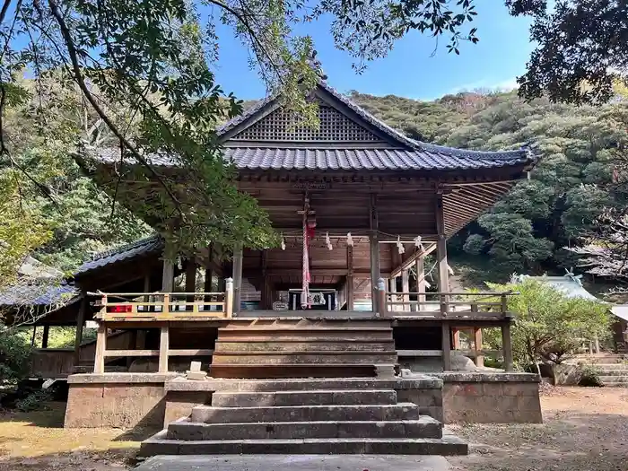 海神神社の本殿