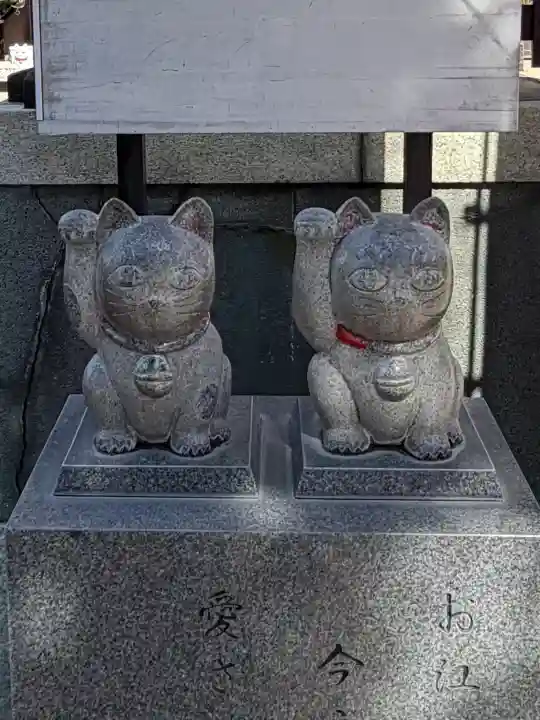 今戸神社の{uncategorized: "未分類", other: "その他", undefined: "問題あり", building: "その他建物", grave: "お墓", sacred_gate: "鳥居", guardian: "狛犬", statue: "像", buddha: "仏像", history: "歴史", nature: "自然", garden: "庭園", animal: "動物", pagoda: "塔", temizu: "手水舎", mountain_gate: "山門・神門", sanctuary: "本殿・本堂", subordinate: "末社・摂社", art: "芸術", scenery: "景色", jizo: "地蔵", ema: "絵馬", goshuin: "御朱印", omikuji: "おみくじ", items: "授与品その他", amulet: "お守り", goshuincho: "御朱印帳", eats: "食事", festival: "お祭り", votive_dance: "神楽", shichigosan: "七五三参", wedding: "結婚式", experience: "体験その他", initially: "初詣", around: "周辺", anti_infection: "感染症対策"}