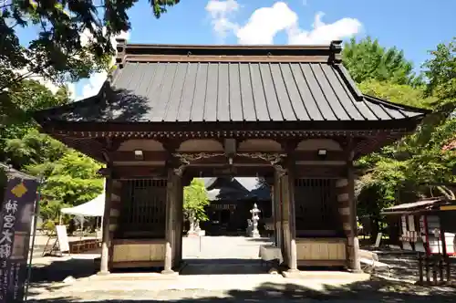 冨士御室浅間神社の山門