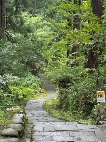 蜂子神社(山形県)