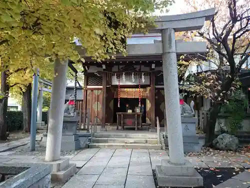 飛木稲荷神社の鳥居