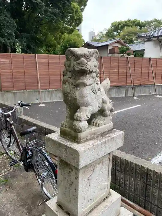 日置神社の狛犬