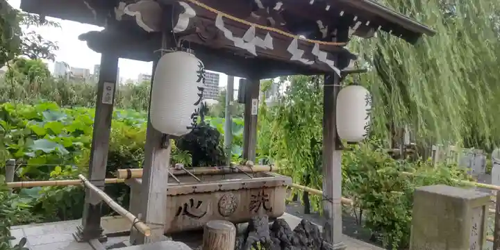 寛永寺不忍池弁天堂(東京都)