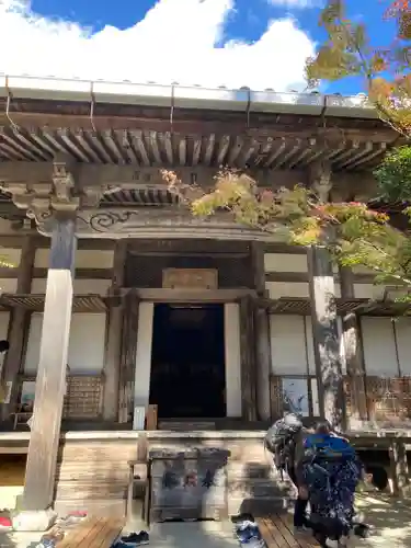 西明寺の本殿・本堂