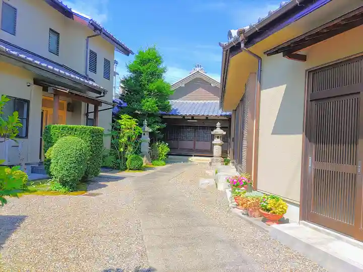 貞信寺の本殿・本堂