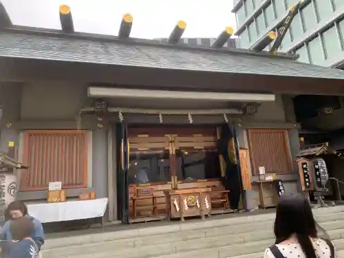 芝大神宮の{uncategorized: "未分類", other: "その他", undefined: "問題あり", building: "その他建物", grave: "お墓", sacred_gate: "鳥居", guardian: "狛犬", statue: "像", buddha: "仏像", history: "歴史", nature: "自然", garden: "庭園", animal: "動物", pagoda: "塔", temizu: "手水舎", mountain_gate: "山門・神門", sanctuary: "本殿・本堂", subordinate: "末社・摂社", art: "芸術", scenery: "景色", jizo: "地蔵", ema: "絵馬", goshuin: "御朱印", omikuji: "おみくじ", items: "授与品その他", amulet: "お守り", goshuincho: "御朱印帳", eats: "食事", festival: "お祭り", votive_dance: "神楽", shichigosan: "七五三参", wedding: "結婚式", experience: "体験その他", initially: "初詣", around: "周辺", anti_infection: "感染症対策"}