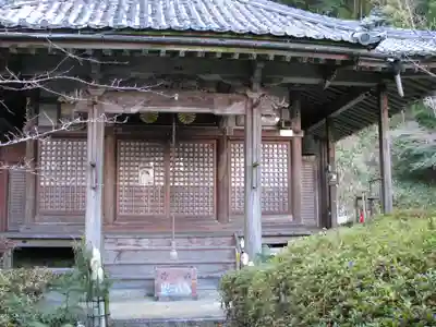 園養寺の本殿・本堂