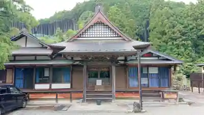 仏成寺の本殿・本堂