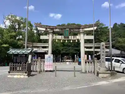 三輪神社の鳥居