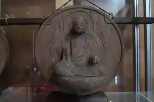 熊野神社の仏像