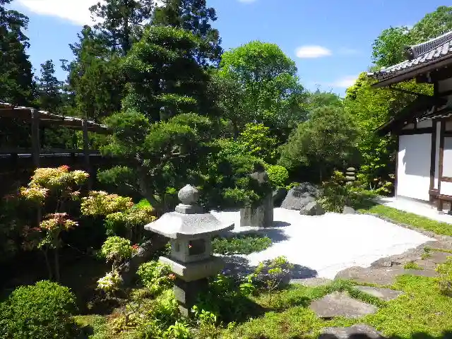 松嶺院の庭園