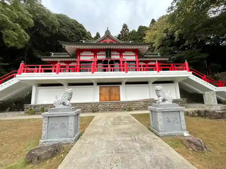 須賀神社の本殿・本堂