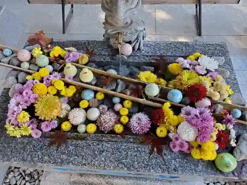 滑川神社 - 仕事と子どもの守り神の手水