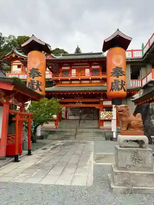 高橋稲荷神社の山門・神門