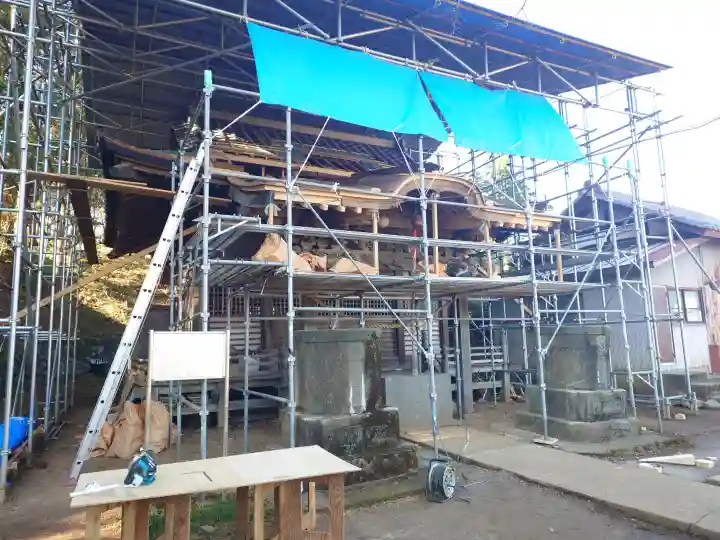手白神社の{uncategorized: "未分類", other: "その他", undefined: "問題あり", building: "その他建物", grave: "お墓", sacred_gate: "鳥居", guardian: "狛犬", statue: "像", buddha: "仏像", history: "歴史", nature: "自然", garden: "庭園", animal: "動物", pagoda: "塔", temizu: "手水舎", mountain_gate: "山門・神門", sanctuary: "本殿・本堂", subordinate: "末社・摂社", art: "芸術", scenery: "景色", jizo: "地蔵", ema: "絵馬", goshuin: "御朱印", omikuji: "おみくじ", items: "授与品その他", amulet: "お守り", goshuincho: "御朱印帳", eats: "食事", festival: "お祭り", votive_dance: "神楽", shichigosan: "七五三参", wedding: "結婚式", experience: "体験その他", initially: "初詣", around: "周辺", anti_infection: "感染症対策"}