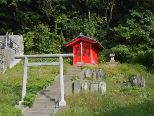 稲荷社の鳥居