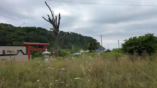 稲荷神社の庭園