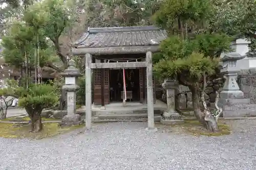 新屋坐天照御魂神社の末社・摂社