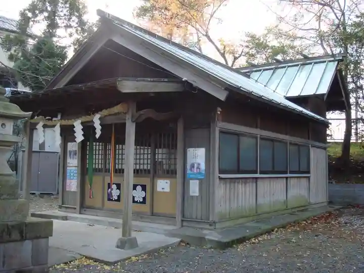 平作神社の本殿・本堂