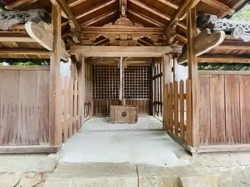 大澤八幡社の{uncategorized: "未分類", other: "その他", undefined: "問題あり", building: "その他建物", grave: "お墓", sacred_gate: "鳥居", guardian: "狛犬", statue: "像", buddha: "仏像", history: "歴史", nature: "自然", garden: "庭園", animal: "動物", pagoda: "塔", temizu: "手水舎", mountain_gate: "山門・神門", sanctuary: "本殿・本堂", subordinate: "末社・摂社", art: "芸術", scenery: "景色", jizo: "地蔵", ema: "絵馬", goshuin: "御朱印", omikuji: "おみくじ", items: "授与品その他", amulet: "お守り", goshuincho: "御朱印帳", eats: "食事", festival: "お祭り", votive_dance: "神楽", shichigosan: "七五三参", wedding: "結婚式", experience: "体験その他", initially: "初詣", around: "周辺", anti_infection: "感染症対策"}