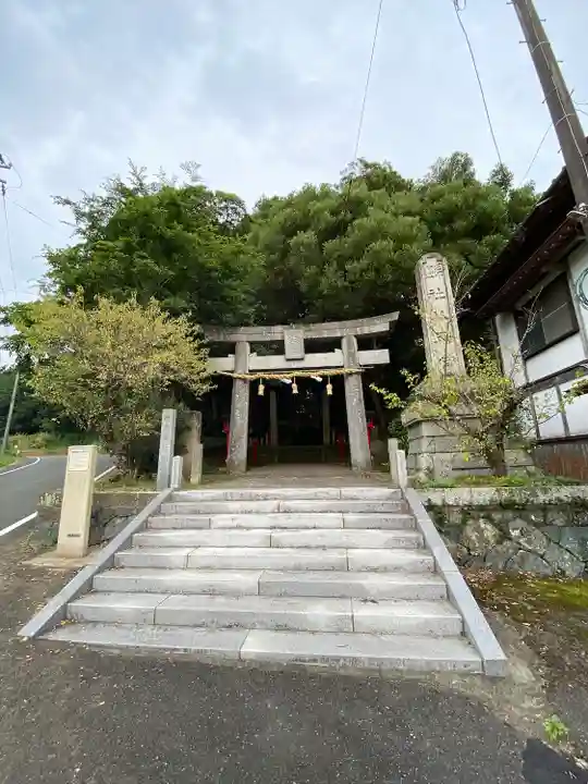 八所神社の鳥居